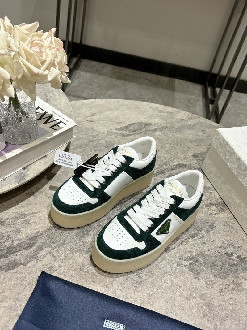 Pra*a sneakers